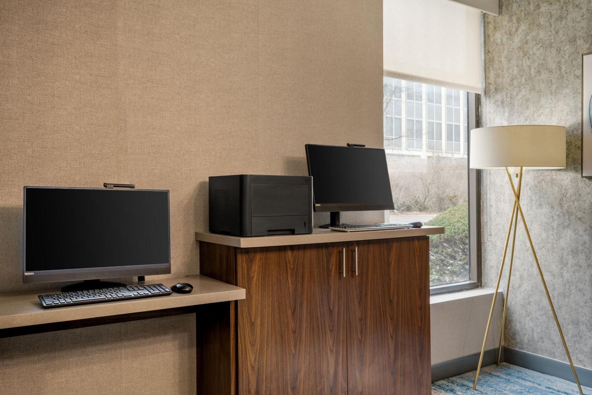 Four Points By Sheraton Chicago Westchester/Oak Brook Εξωτερικό φωτογραφία