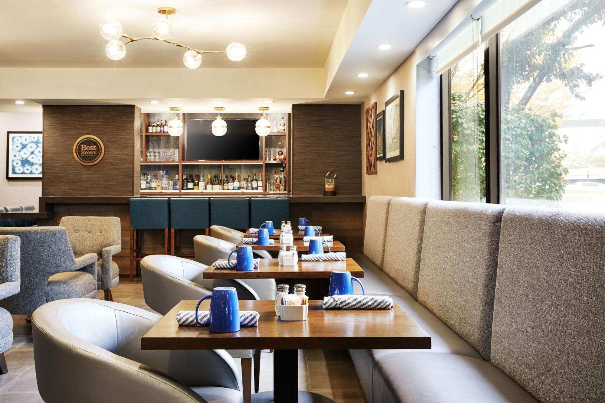 Four Points By Sheraton Chicago Westchester/Oak Brook Εξωτερικό φωτογραφία